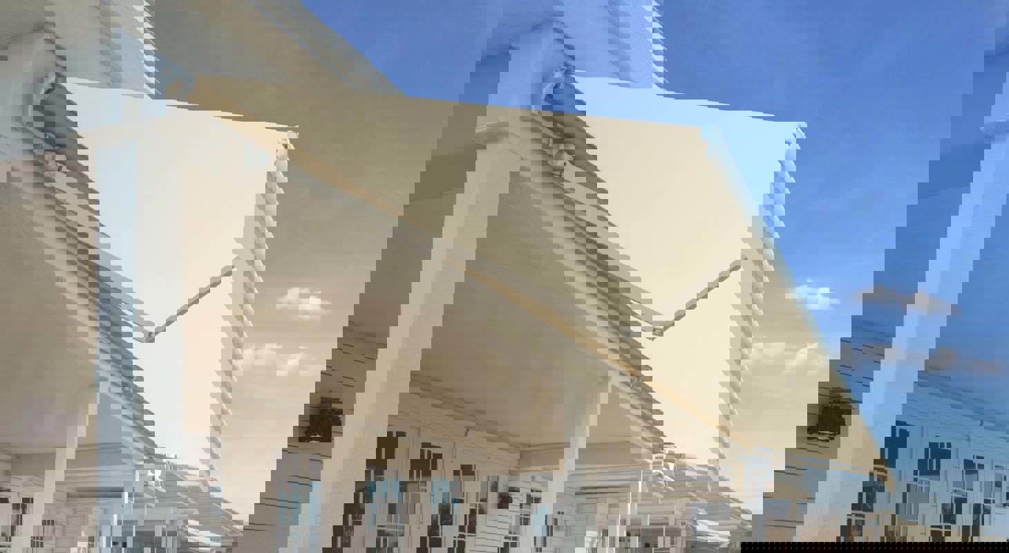 LLAZA ART Monobloc 350 01